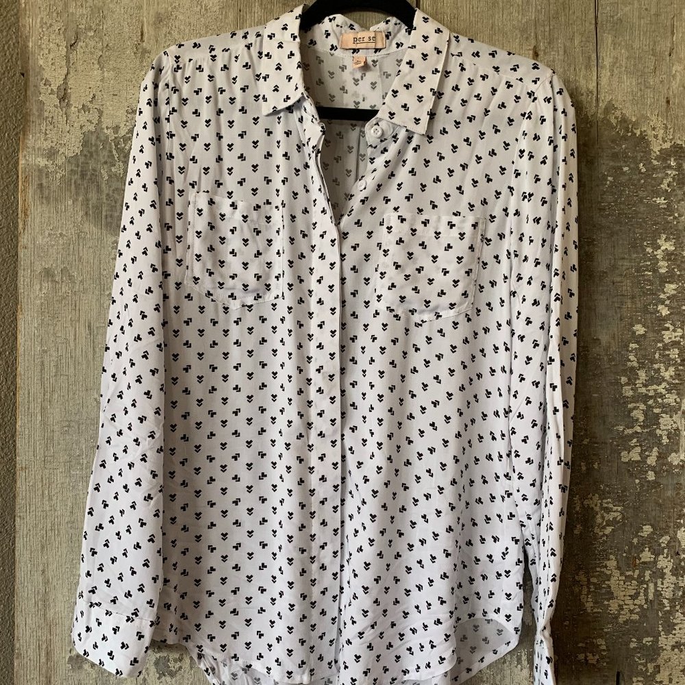 Patterned Black and White Button Up